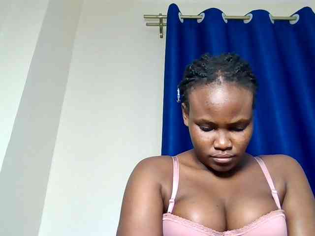 Horny-nasty-bitch webcam