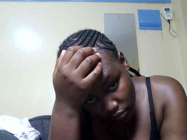 Horny-nasty-bitch webcam