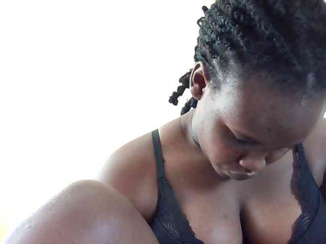 Horny-nasty-bitch webcam