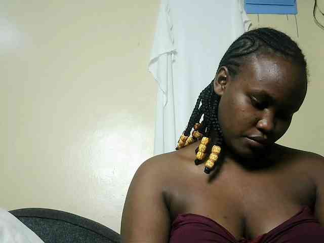 Horny-nasty-bitch webcam