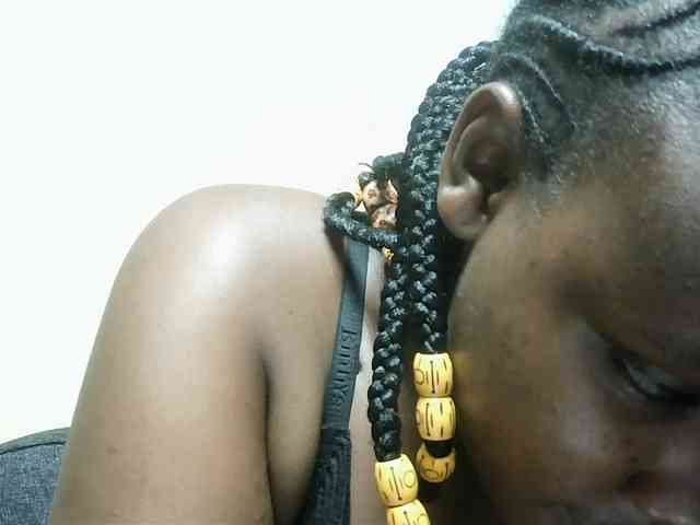 Horny-nasty-bitch webcam