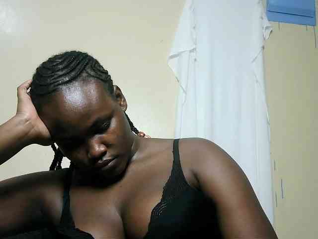 Horny-nasty-bitch webcam