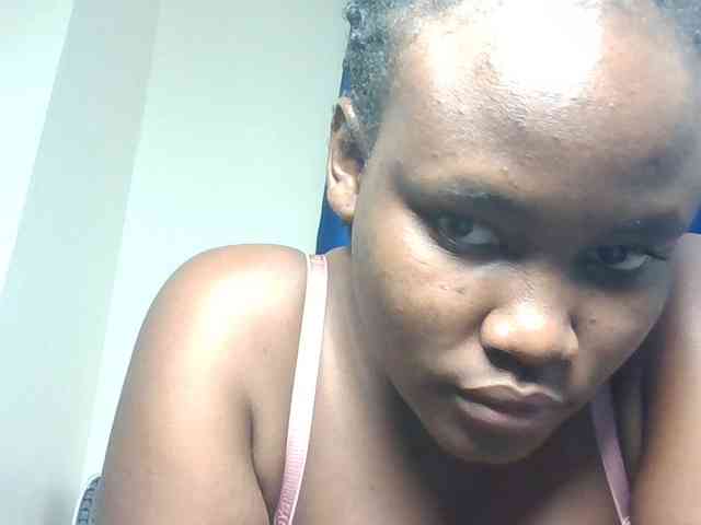 Horny-nasty-bitch webcam