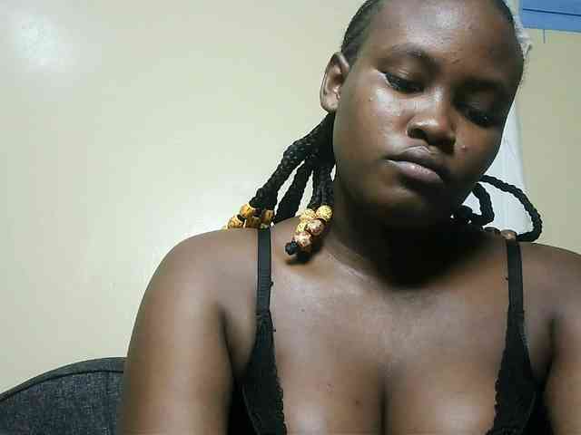 Horny-nasty-bitch webcam