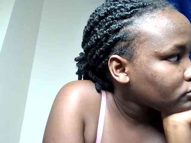 Horny-nasty-bitch webcam