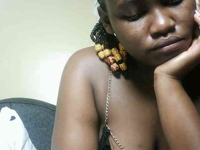 Horny-nasty-bitch webcam