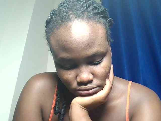 Horny-nasty-bitch webcam