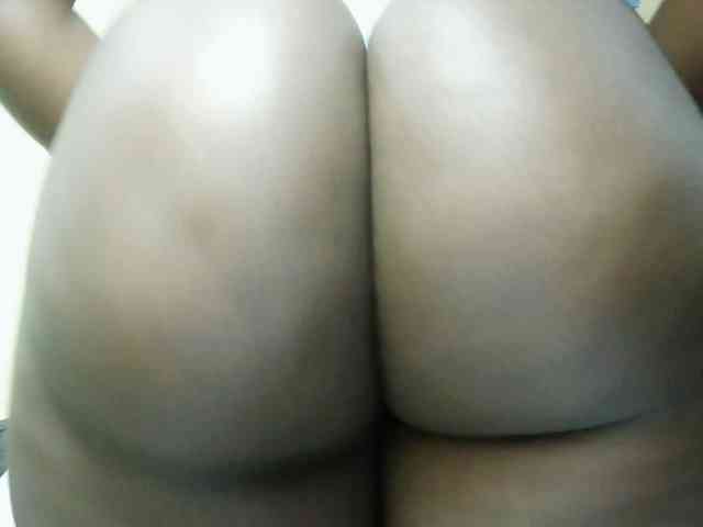 Horny-nasty-bitch webcam