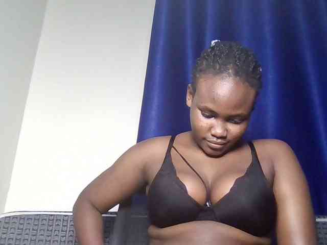 Horny-nasty-bitch webcam