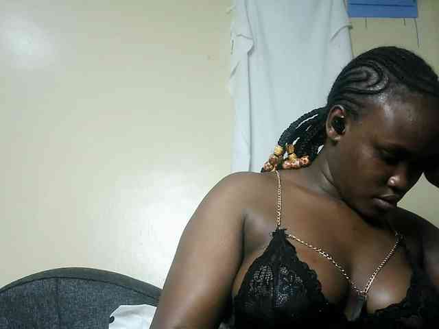 Horny-nasty-bitch webcam