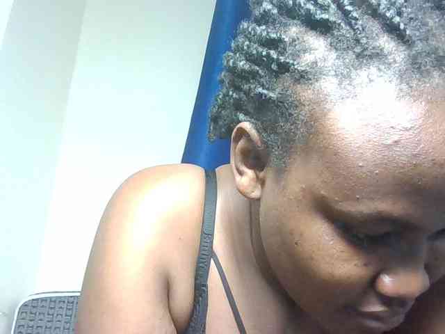 Horny-nasty-bitch webcam