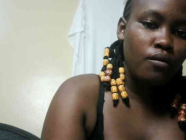 Horny-nasty-bitch webcam