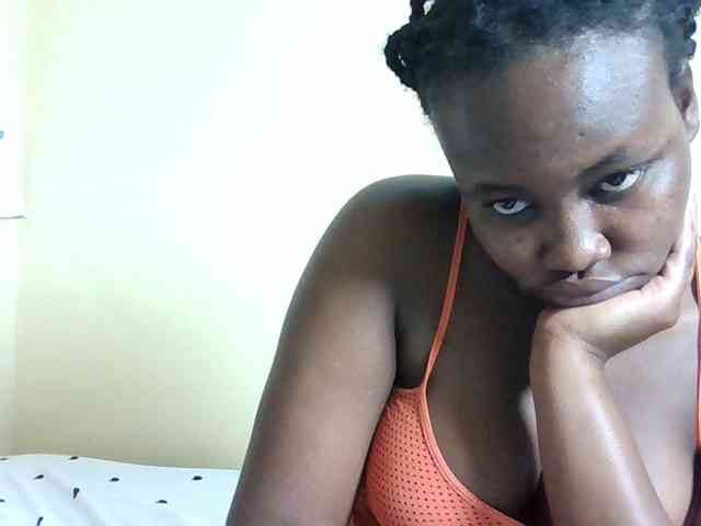 Horny-nasty-bitch webcam