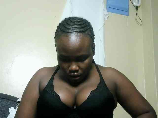 Horny-nasty-bitch webcam