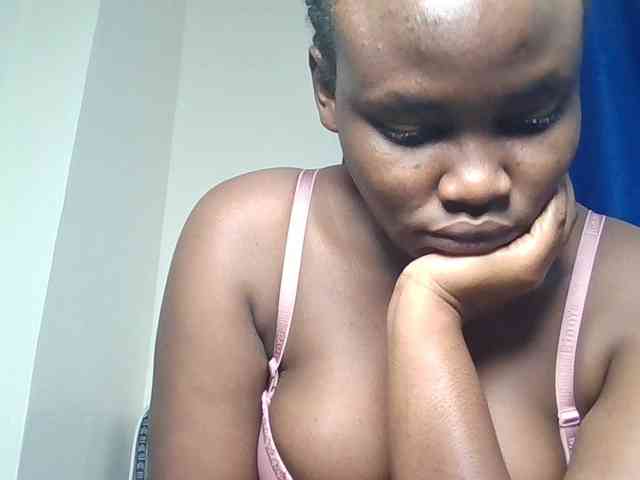 Horny-nasty-bitch webcam