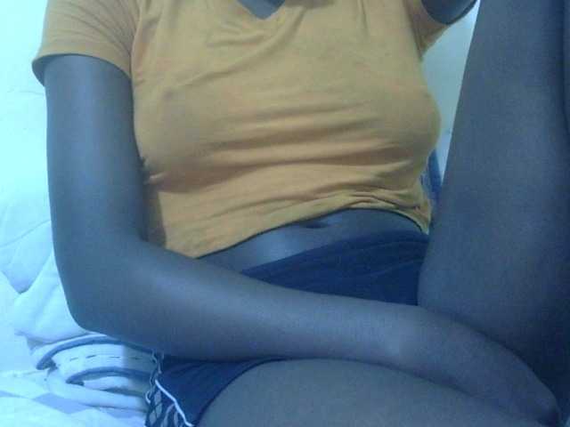 Marrie2's BongaCams show and profile