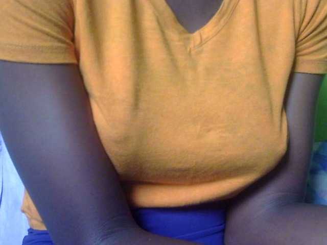 Marrie2 live cam profile