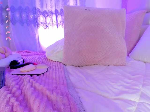 Jimenarestrepo's BongaCams show and profile