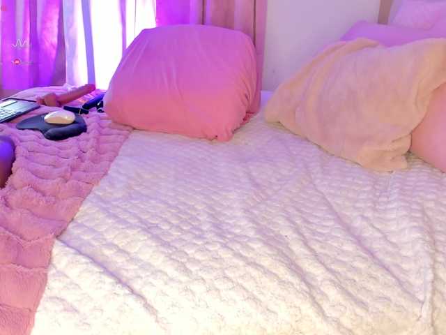 Jimenarestrepo's BongaCams show and profile