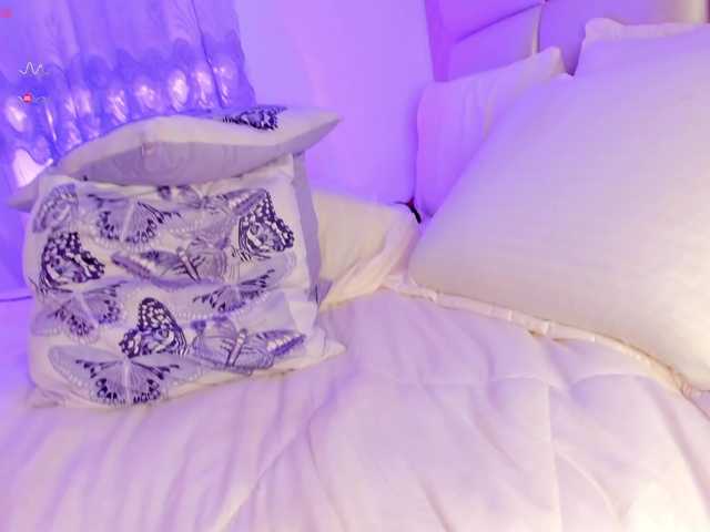 Jimenarestrepo's BongaCams show and profile