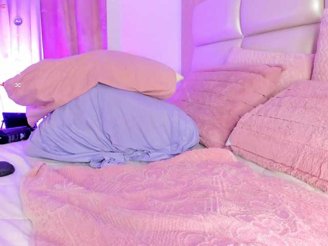 Jimenarestrepo's BongaCams show and profile