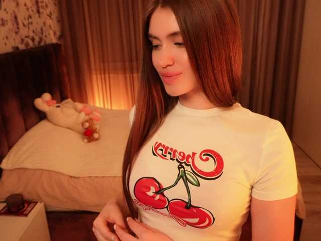 ChloeSpark's BongaCams show and profile