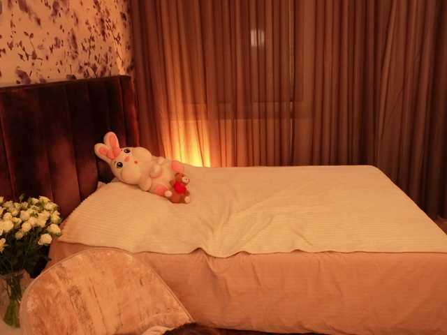 ChloeSpark's BongaCams show and profile