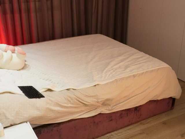 ChloeSpark's BongaCams show and profile