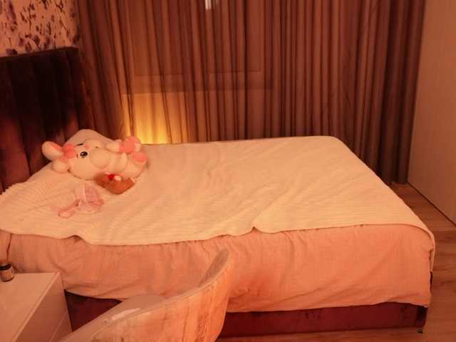 ChloeSpark's BongaCams show and profile