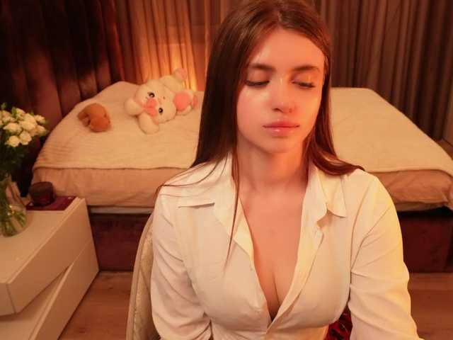 ChloeSpark's BongaCams show and profile