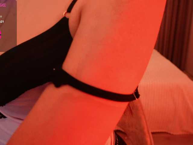 ChloeSpark's BongaCams show and profile