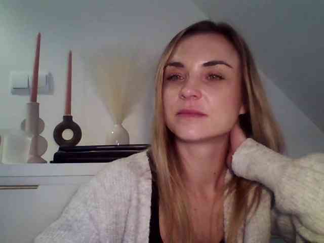 AshleyPerfect webcam