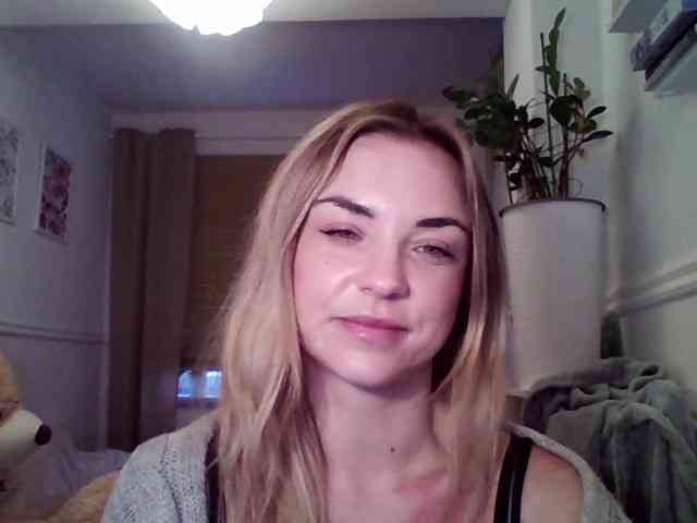 AshleyPerfect webcam