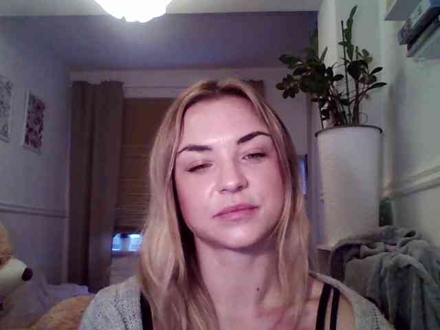 AshleyPerfect webcam