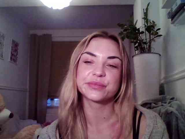 AshleyPerfect webcam