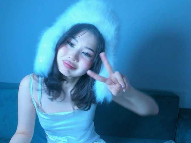 kimyjina's BongaCams show and profile