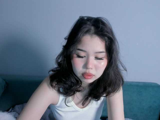 kimyjina's BongaCams show and profile