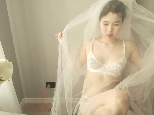 kimyjina's BongaCams show and profile