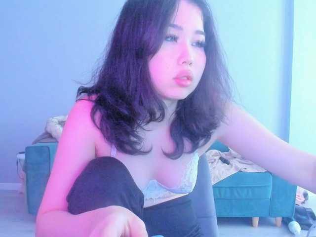 kimyjina's BongaCams show and profile