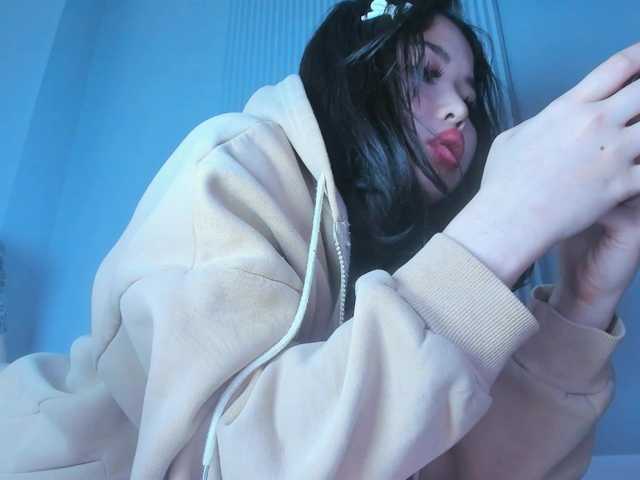 kimyjina's BongaCams show and profile