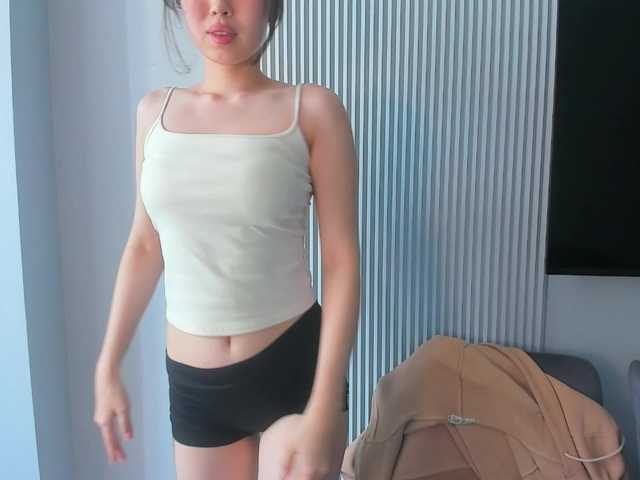 kimyjina's BongaCams show and profile