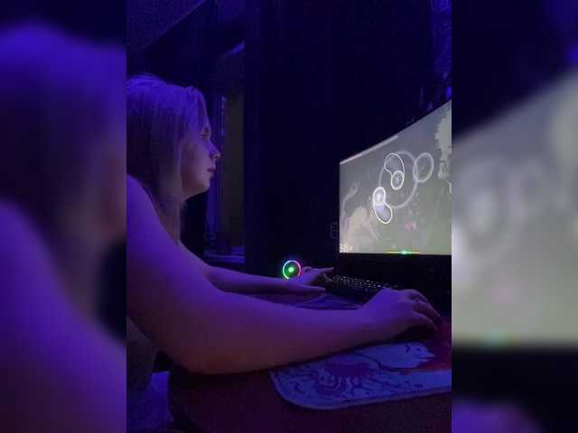 FluffIePuffвебкам видео 