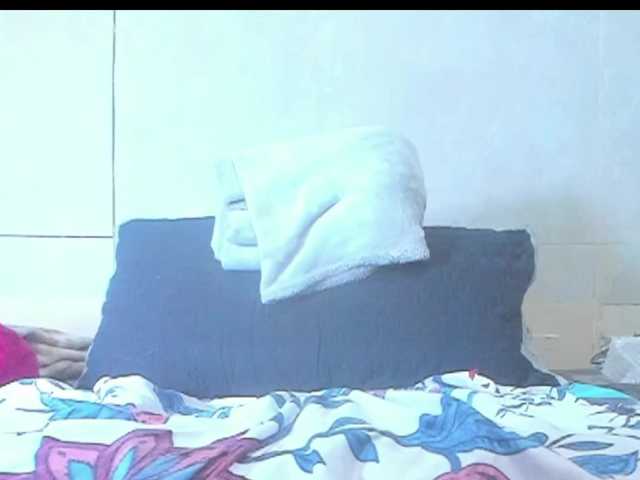 sacha09-L's BongaCams show and profile