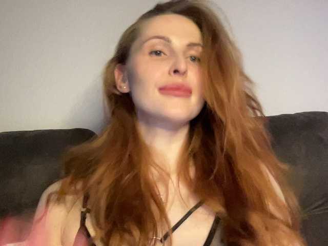 GingerLadya webcam
