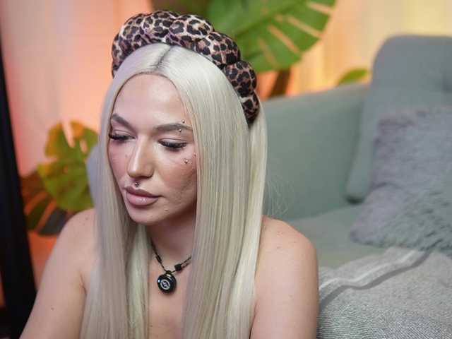 KayleeSmoke Porn