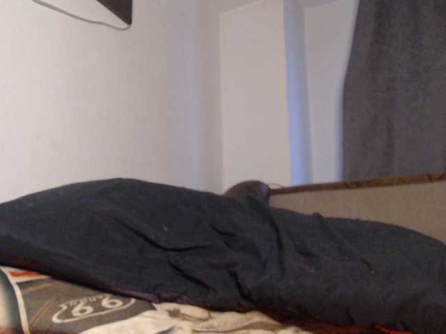 CarluyMessy's BongaCams show and profile