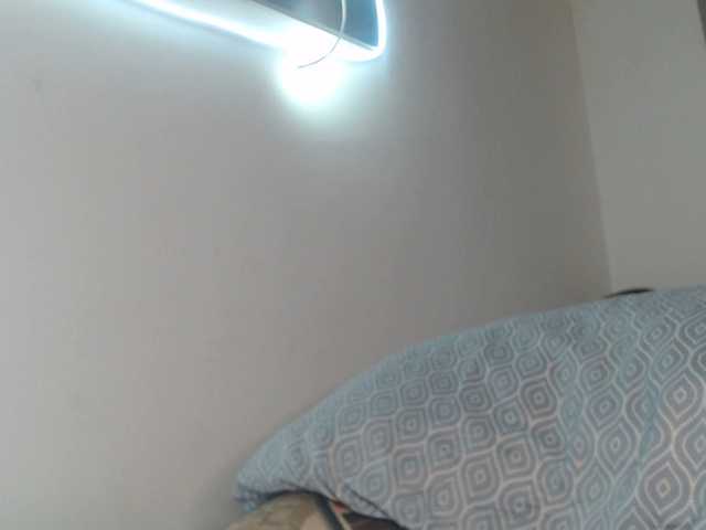 CarluyMessy's BongaCams show and profile