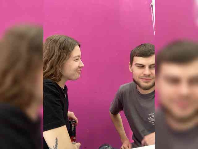 -SweetCouple-1 webcam