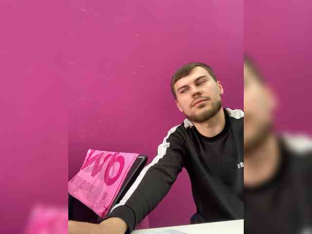 -SweetCouple-1 webcam