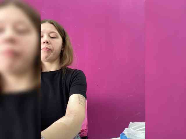 -SweetCouple-1 webcam